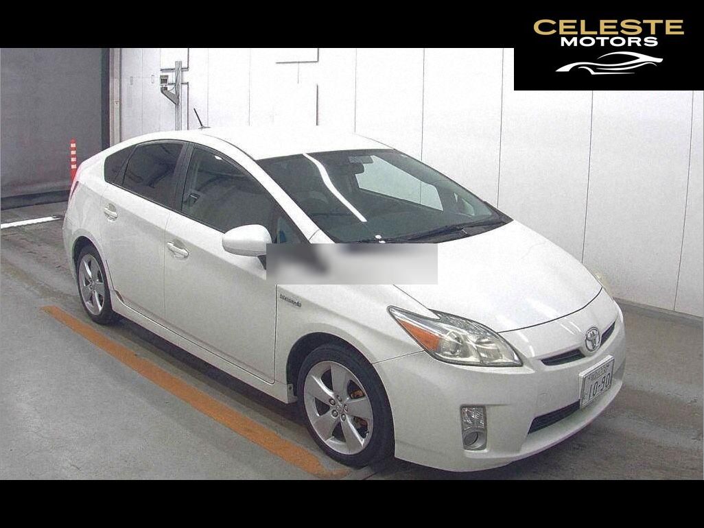 AMERICA TOYOTA PRIUS 5D